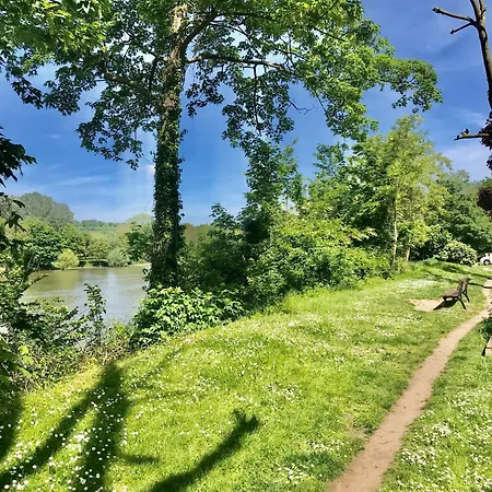 Flat Close To Seine River In Paris Le Pecq