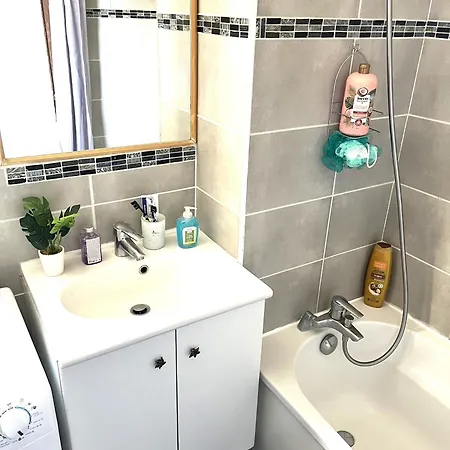 Flat Close To Seine River In Paris Le Pecq